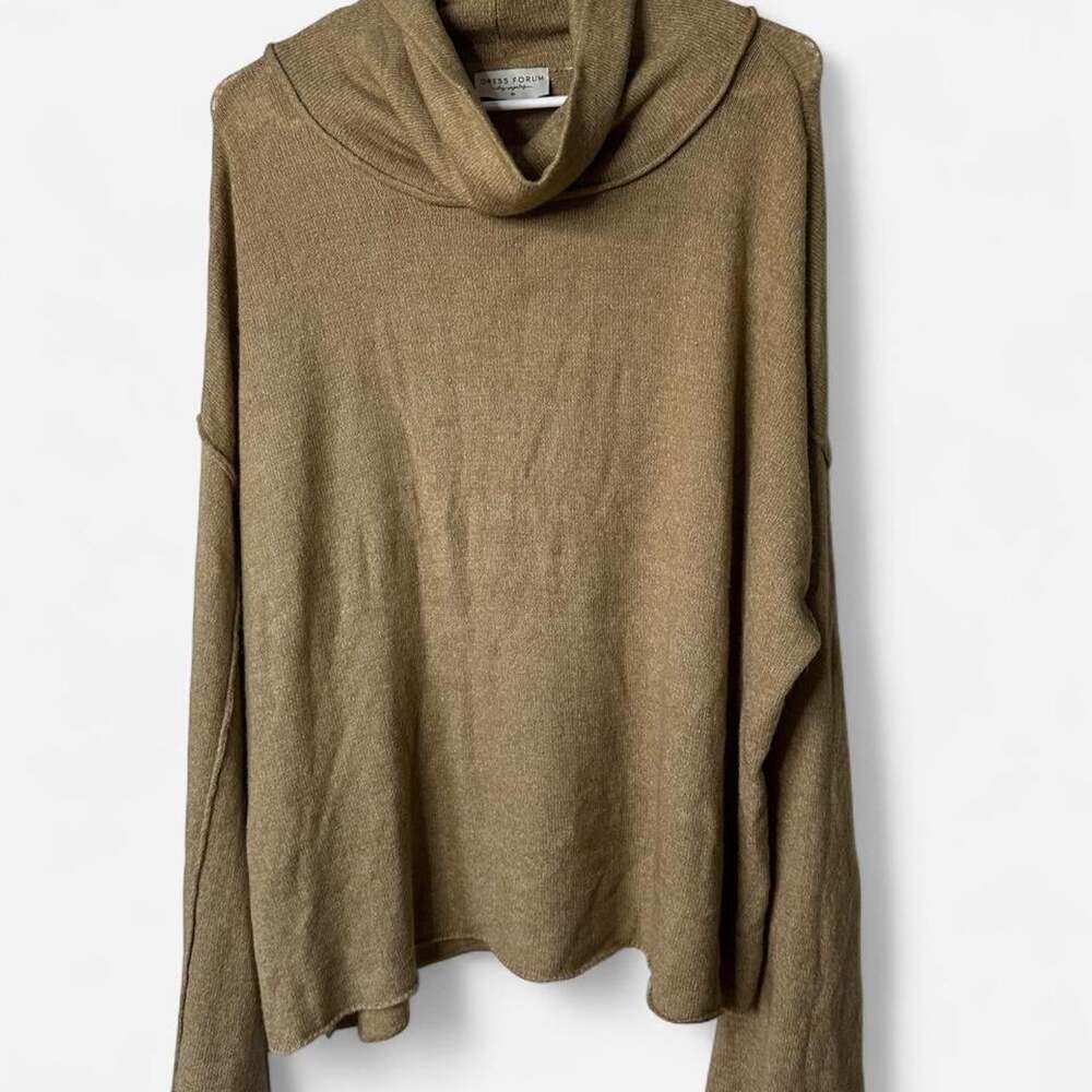 Dress Forum LA Women’s M Oversized Cowl Neck Sweater With Bell Sleeves